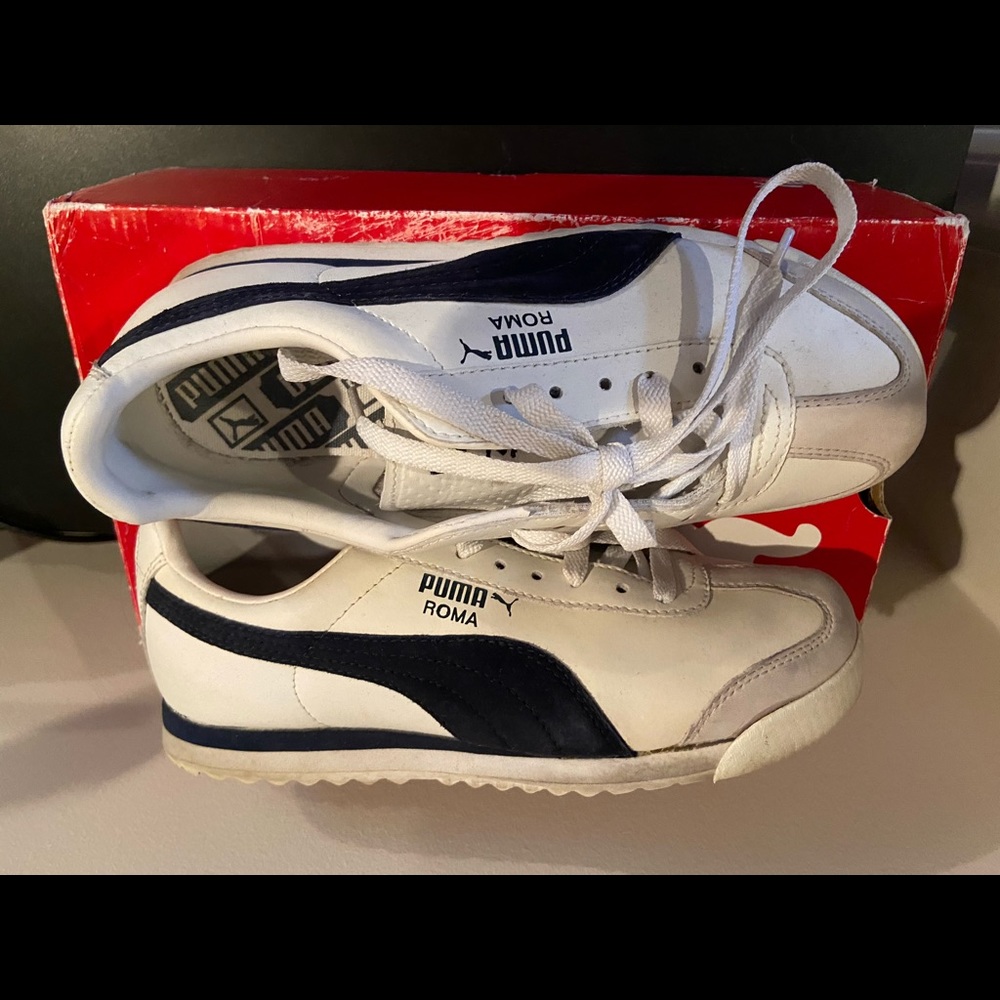 Puma Sneakers